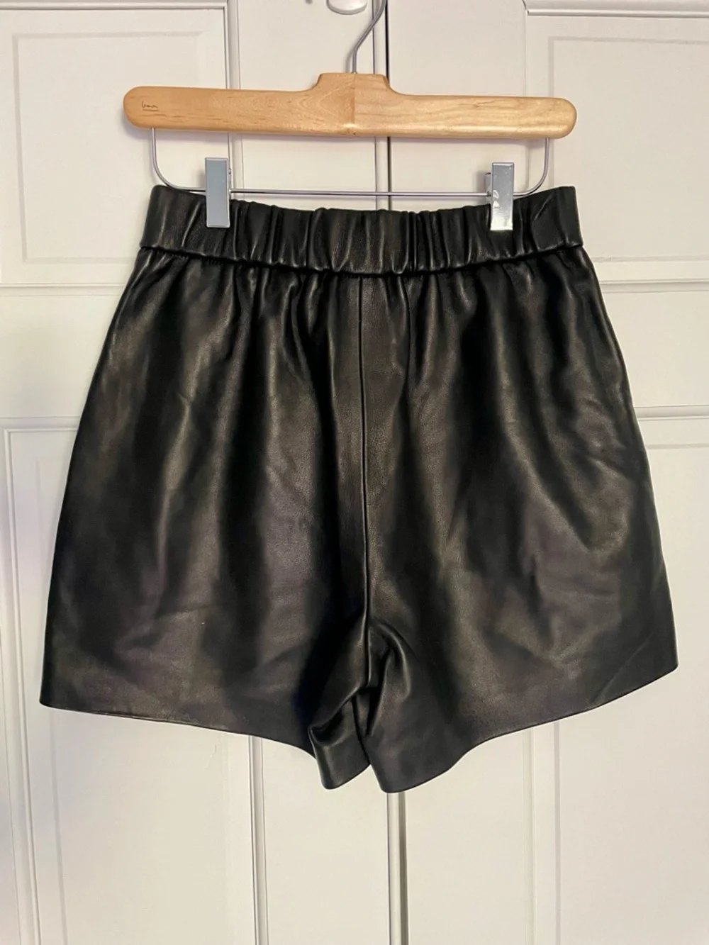 NWT Coach Lamb Leather Black Shorts Elastic Waist Pockets XS